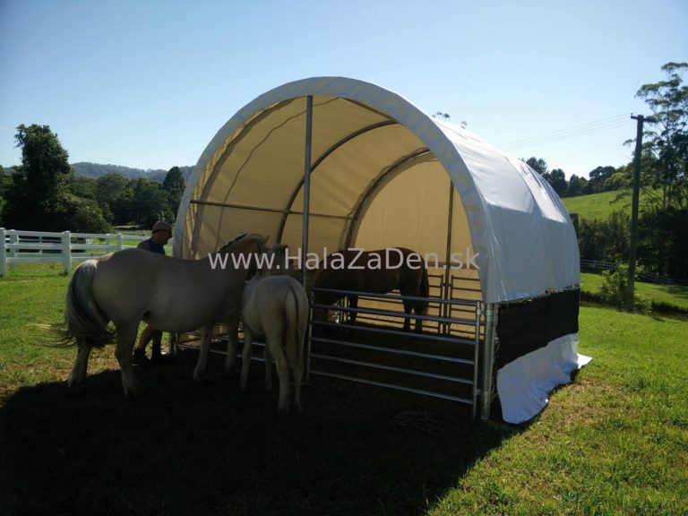 Přístřešek pro kone